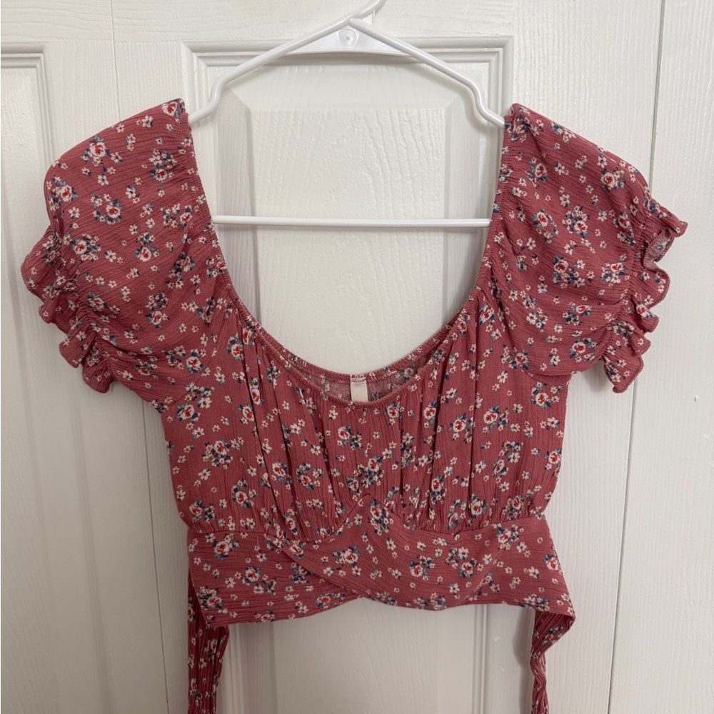 Chocolate Floral Ruffle Sleeve Blouse - Red